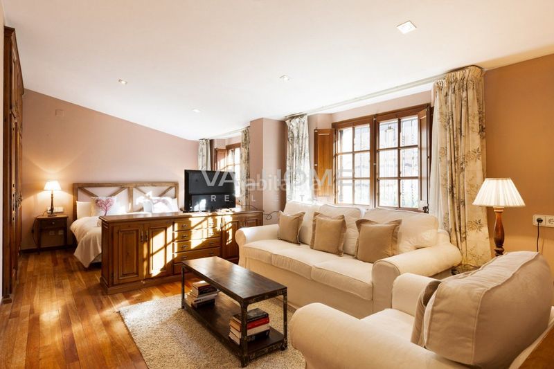 Foto e9e29c55-185a-480e-bd6f-95248bde24a6. Alquiler casa villa modernista habilitada como hotelboutique en alquiler a 30 minutos de barcelona en Castellar del Vallès