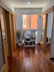 Location Local commercial  Paseo alcalde sánchez prados. Se alqula clinica en pleno centro de  ceuta