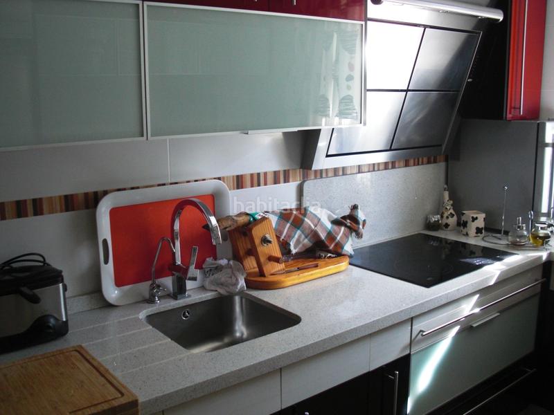 Foto e548a440-9e77-4c6d-81c2-bd5683344eee. Pis amb aparcament a Hacho - Amaro Ceuta