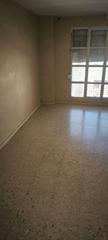 Pis  Calle javier francisco sauquillo. Se vende piso muy amplio y con vistas en miramar bajo