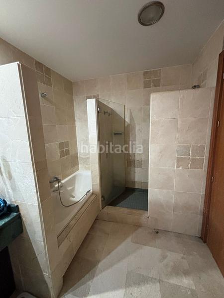 Foto 4a4d2956-51bb-43eb-b62d-9fec7200f529. Appartement avec parking dans Centro Ceuta