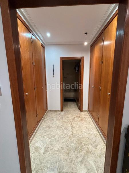 Foto e0ace1eb-cc53-4769-98d2-38a7b489e506. Appartement avec parking dans Centro Ceuta