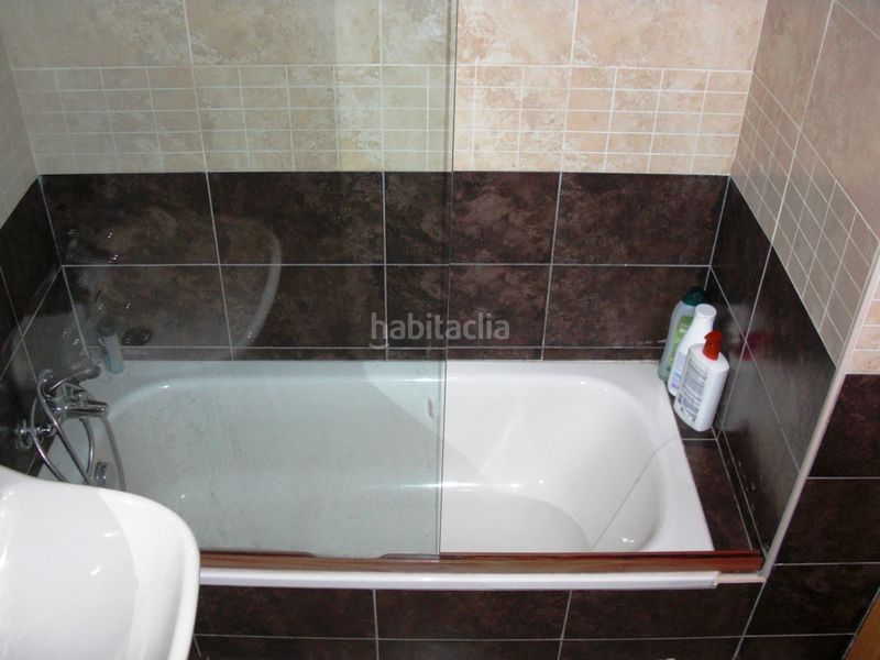 Foto 40327fa4-2bbc-414a-a226-56c1fb5bd623. Pis a calle isidoro martínez 4 a Centro Ceuta