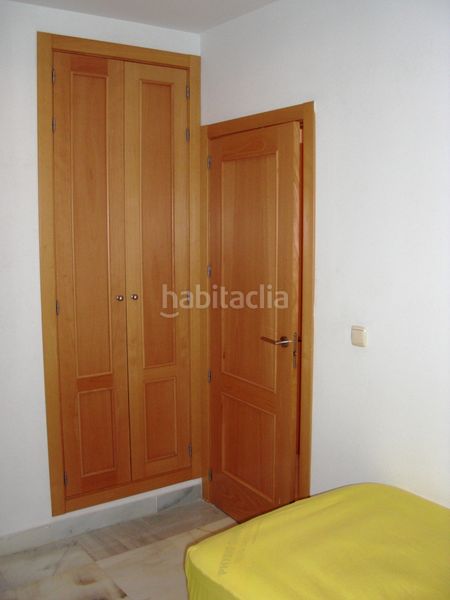 Foto a21fb414-efd6-4666-ad76-62601924baa7. Pis a calle isidoro martínez 4 a Centro Ceuta