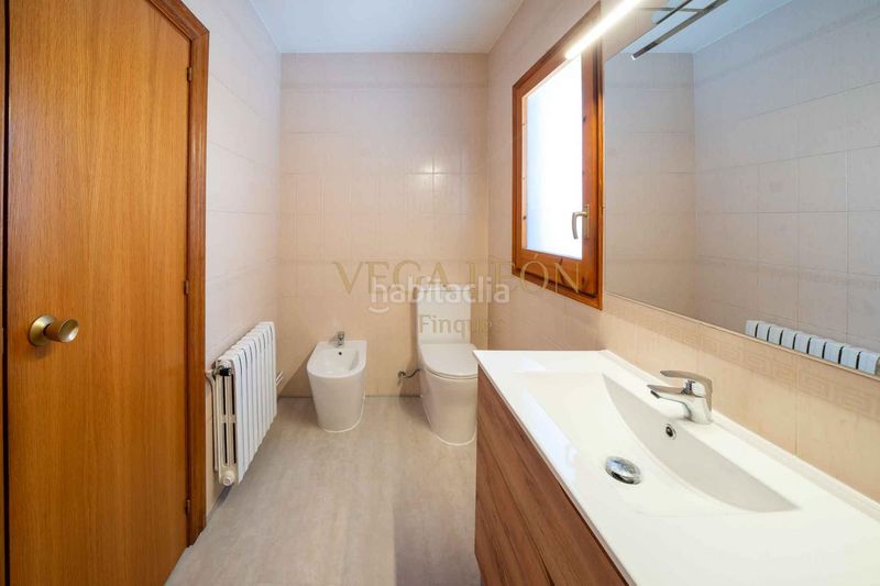 Foto 256d30ad-0d5c-41df-a5c9-92705e1283f1. Casa amb calefacció aparcament a Alella