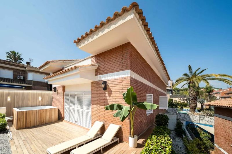 Foto 6b43bf18-e143-43fe-9222-e211a9f4b58c. Casa amb calefacció aparcament a Alella