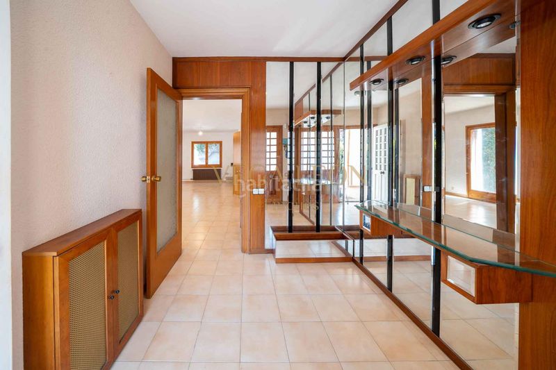 Foto 88b01637-5a68-4479-b5c6-7ca379d02854. Casa amb calefacció aparcament a Alella