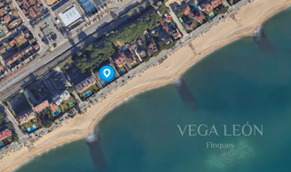 Pis a Sant Vicenç Platja. 1 linea de mar con parking y piscina comunitaria!