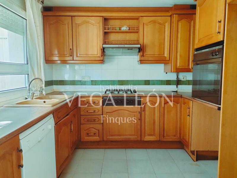 Foto 0decb563-648e-4e2c-925d-c5ecc447555c. Dúplex amb calefacció aparcament a Can Sans Sant Andreu de Llavaneres