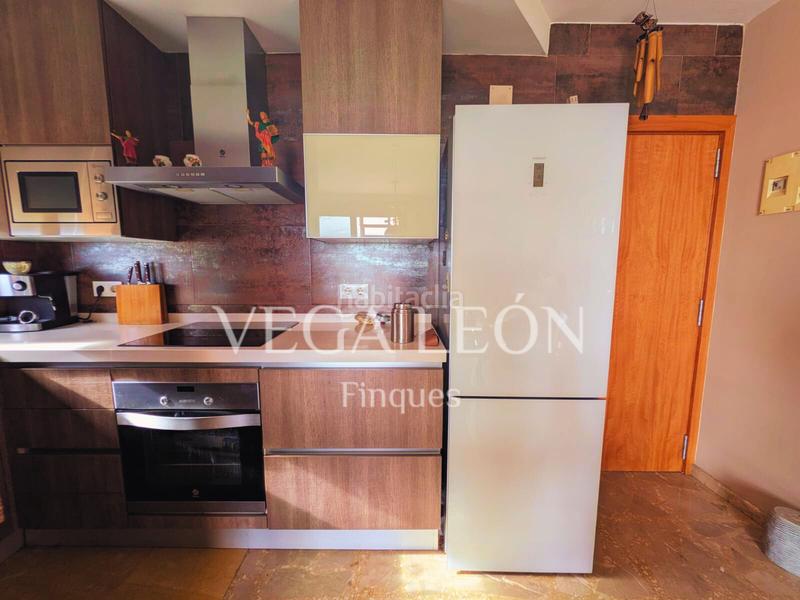 Foto d21963b6-0663-4eb3-ba0c-0b1e09ee06de. Dachwohnung mit heizung in Cerdanyola Nord Mataró