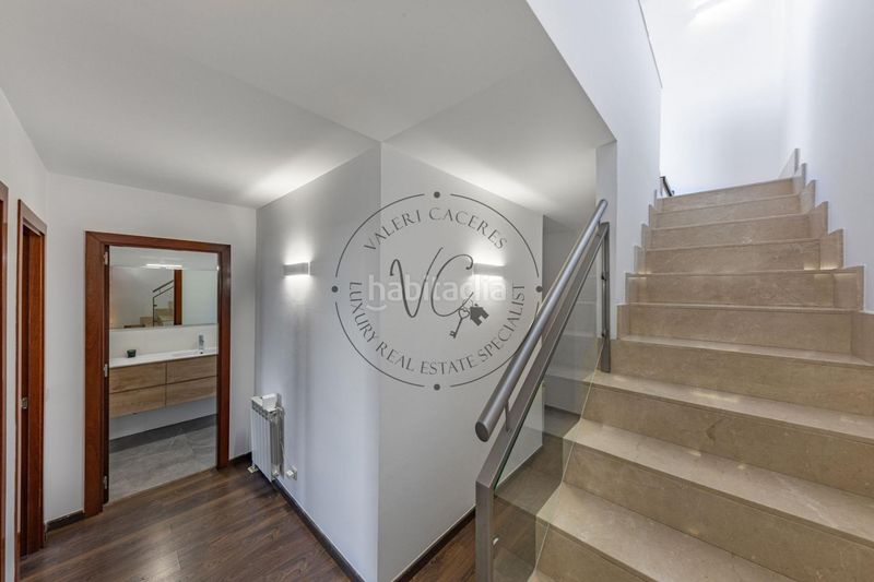 Foto ce291c4d-5d2a-4c58-90ac-4eb418599437. Casa adosada  reformada con jardín y zona comunitaria en Vilanova del Vallès