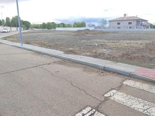 Terreno residencial  Calle río tajo. Urbanización olveite i