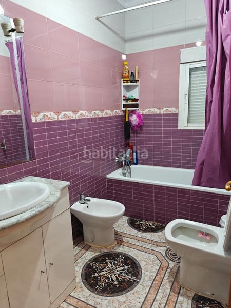 Foto 5ab60372-2c68-4e23-b097-3164438fbb93. Reihenhaus mit parking in Fuensalida