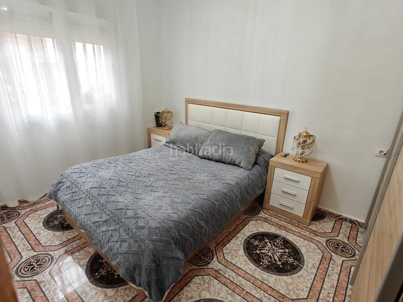 Foto 74cb3940-86ef-46f4-be6f-4bda266640a2. Reihenhaus mit parking in Fuensalida