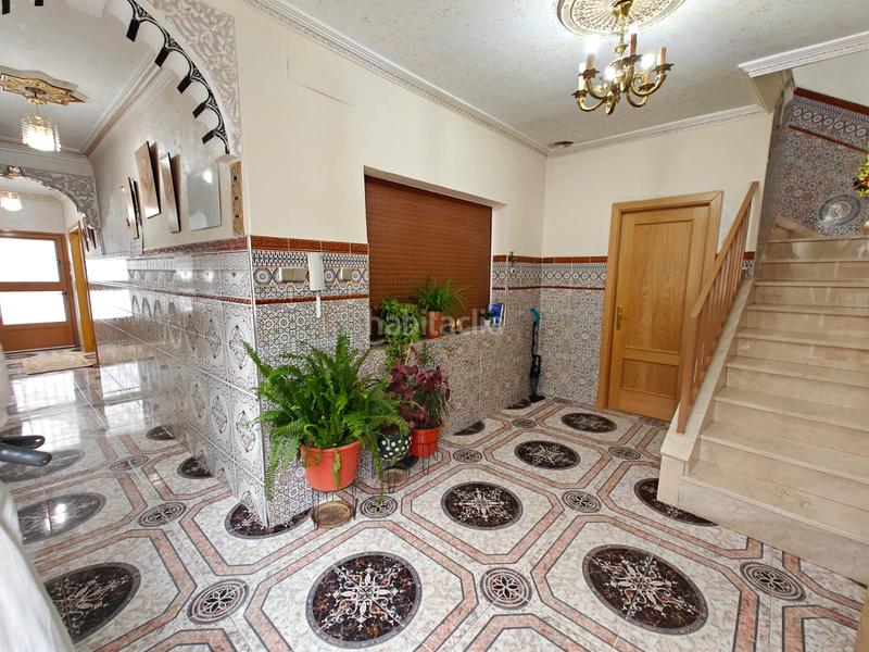 Foto ab78d8da-dce3-44f1-8093-2c20e442b951. Reihenhaus mit parking in Fuensalida