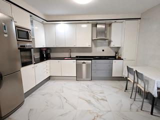 Casa adossada  Calle del pilar. Chalet adosado en fuensalida