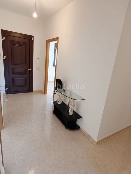 Foto 0e29ebba-f335-4aab-b501-7852e5586075. Casa adossada a Erustes