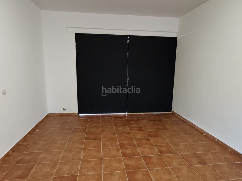 Foto d068f336-4913-402e-926b-39863e21a722. Casa adossada a Erustes