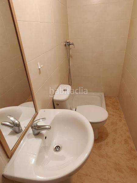 Foto 417df49e-c39c-41a5-9d06-d1603420ab56. Casa adossada amb calefacció a Barcience