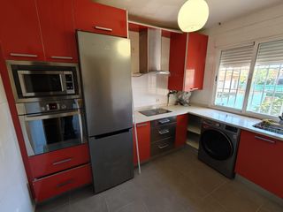 Semi detached house  Calle juan de herrera. Excelente oportunidad!