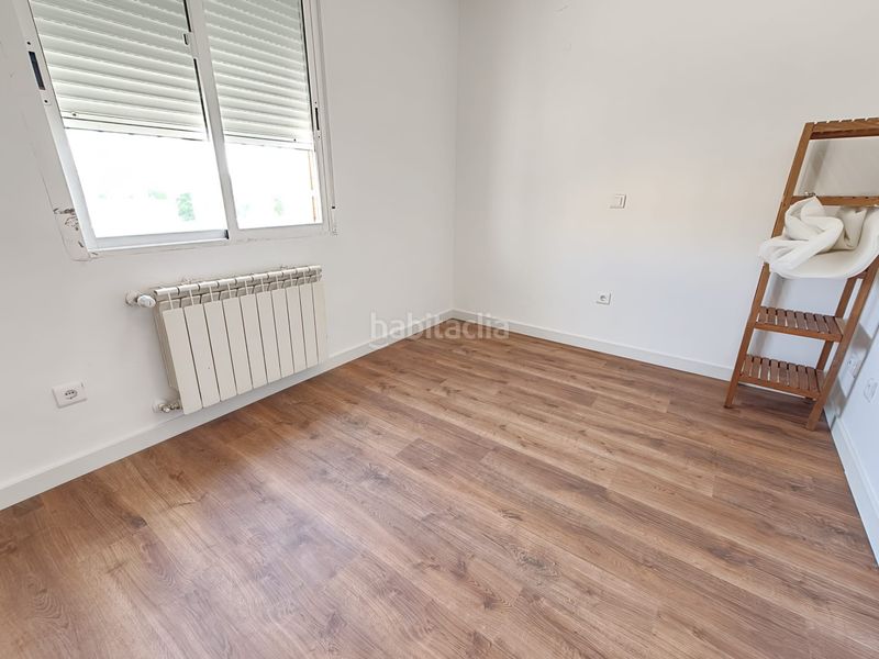 Foto b1a2e66a-e233-490a-996e-8e7a1f59ad44. Casa adossada amb calefacció a Barcience