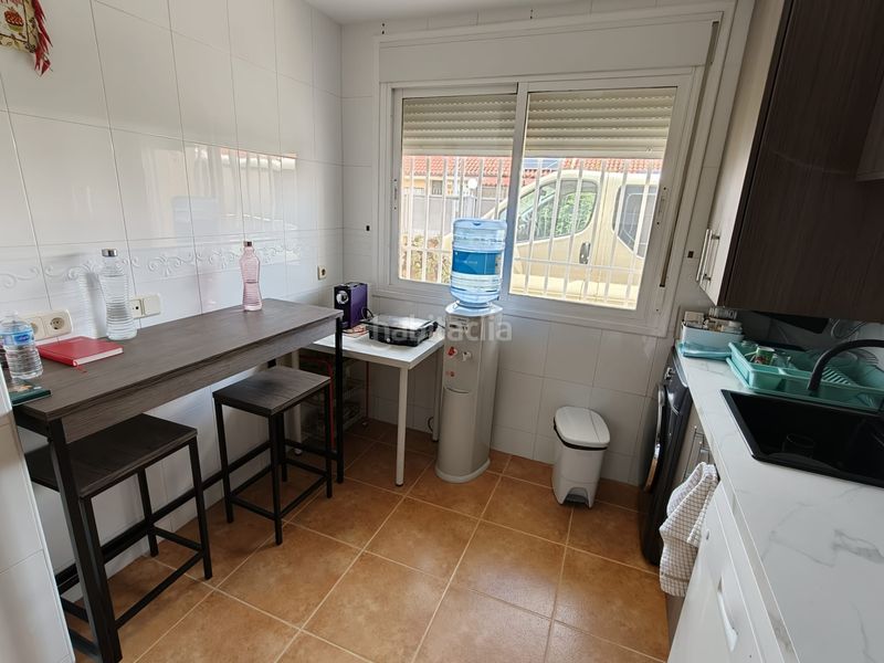 Foto d8f8e6f2-0cbb-43e9-a94b-ea99d5be1824. Xalet amb calefacció aparcament a Novés
