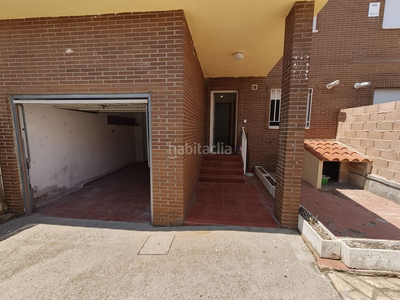 Foto c15b5fc8-776f-4d5f-9b23-97d3e8c3f85e. Chalet  en venta en Barcience