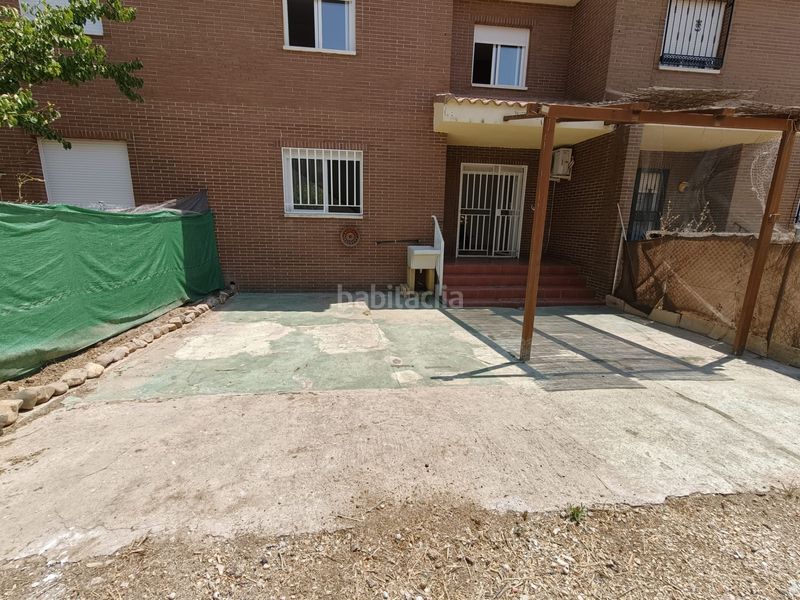 Foto e18be9f9-8327-452d-864d-6bfecb7a1e4e. Chalet  en venta en Barcience