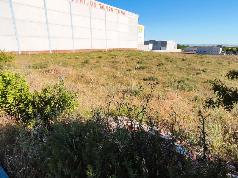 Foto 3e73f601-1ac5-4b44-abfa-a559ecffc992. Gewerbliches grundstück in Torrijos