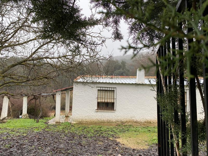 Foto 764003a5-b808-46c3-9efe-b1bcf96e8459. Masia amb xemeneia a Mondéjar