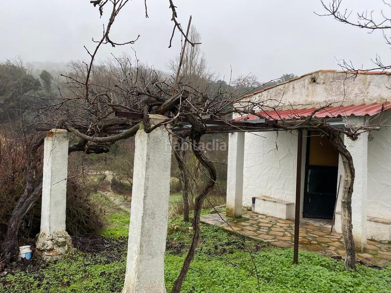 Foto d42a0911-1d42-4ecc-a2c5-1e86c4355db6. Masia amb xemeneia a Mondéjar