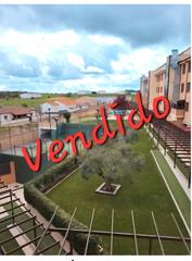 Appartement à Calle de los labradores 9. Oportuidad piso con piscina