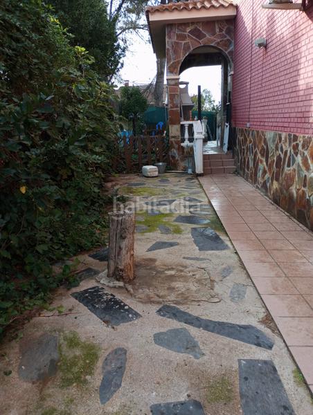 Foto c02eb213-349d-4620-bc16-87e8b379b64b. Xalet amb xemeneia calefacció aparcament piscina a Valdeavero