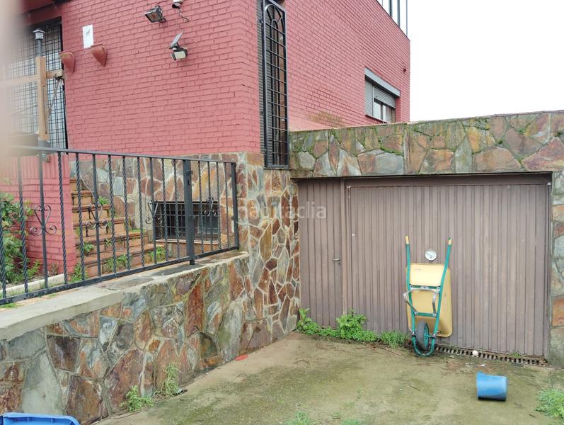 Foto dd662cbb-a036-4801-8bd3-101b3573a3e8. Xalet amb xemeneia calefacció aparcament piscina a Valdeavero