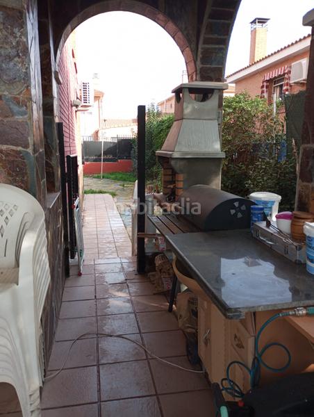 Foto f6ab74d6-ad21-47e3-a96b-0f98571ff20c. Xalet amb xemeneia calefacció aparcament piscina a Valdeavero