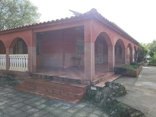 Bauernhof en Mondjar. Oportubidad de gran vivienda a un precio negociable,