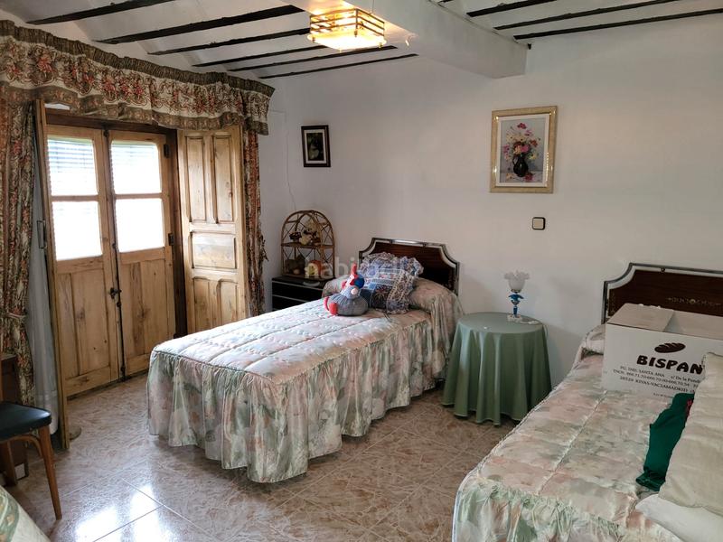 Foto 7afffddb-b7b1-4f3e-b701-d541de87d9de. Casa adossada a calle san sebastián 50 a Albares