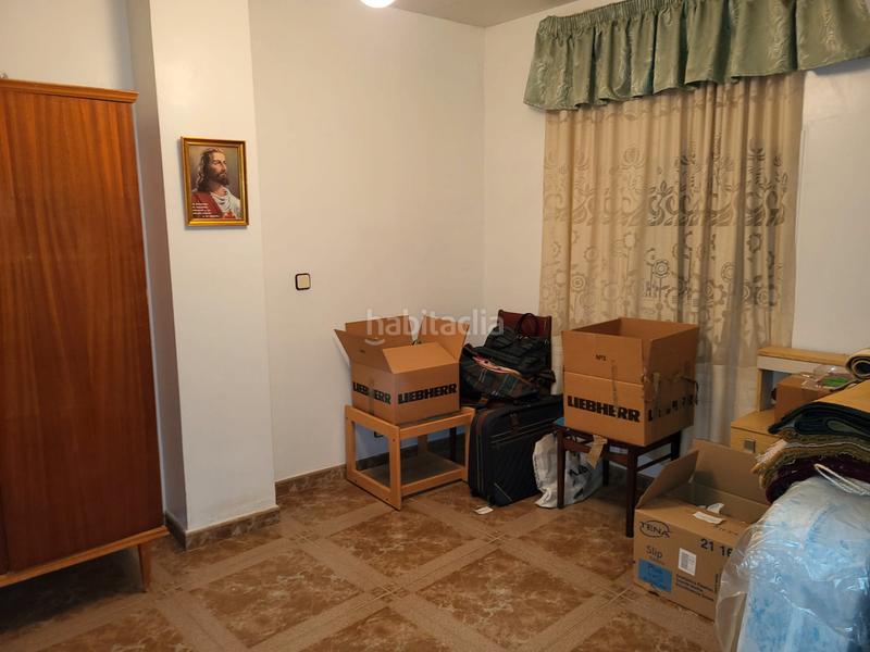 Foto 8743b7a4-7e63-49a5-9591-2e8400616481. Casa adossada a calle san sebastián 50 a Albares