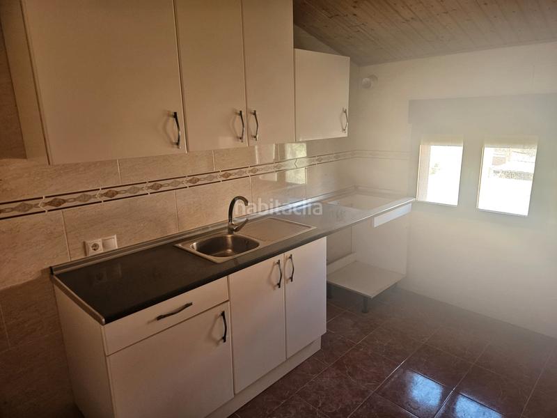 Foto b3d0c775-eeb3-4783-8c3c-7ec1ac34523d. Flat in camino eras del albaicín 6 in Pastrana