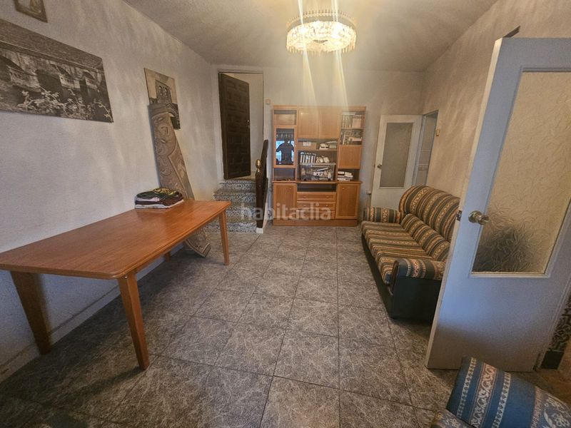 Foto 0bdcfc4b-09cb-4414-aa1b-6e2c71b4e67a. Casa adossada a Orusco de Tajuña