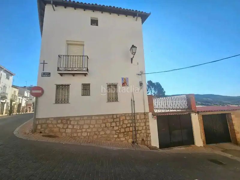 Foto 26ba22ea-7c95-406d-8d43-39e8ad9decf9. Casa adossada a Orusco de Tajuña