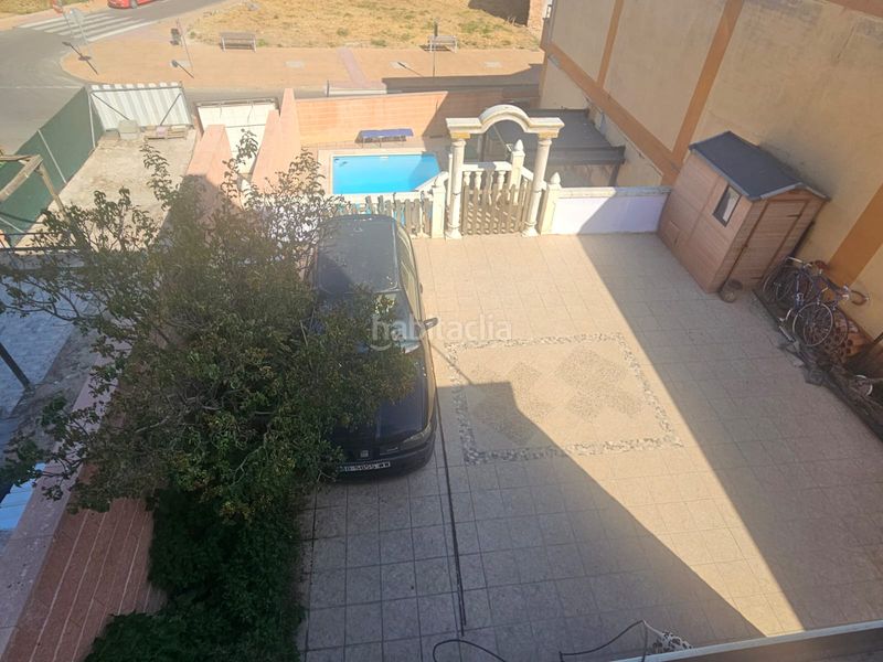 Foto bcd8eb6b-3b48-4cbb-9125-7444b079bb39. Chalet with heating parking pool in Villanueva de la Torre
