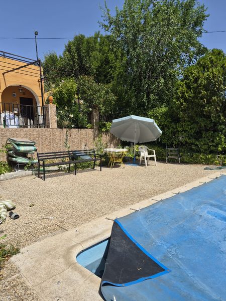 Foto e4a1b741-4b21-4ab2-b8ed-223c590d3372. Xalet amb calefacció aparcament piscina a Albares