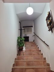 Maison en Calle maravillas 3. Casa con 9 habitaciones con parking y calefaccin