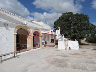 Mas à Alaior Poble. Casa de campo con licencia turística