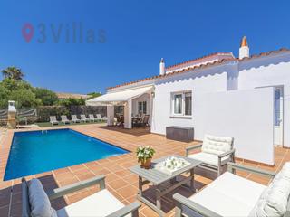 Maison  N/a. Chalet en venta con licencia turística en binibeca nou