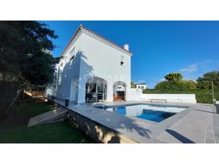 Xalet  N/a. Magnfico chalet con piscina en son vitamina