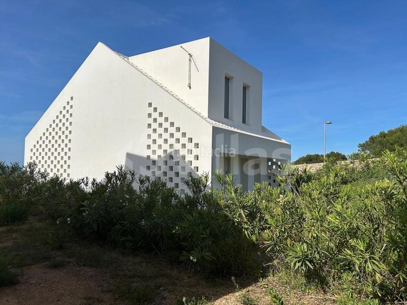 Foto 72cd4d5c-782b-493f-9849-70dd640b39a0. Casa villa nueva construcción en Coves Noves en Coves Noves Es Mercadal