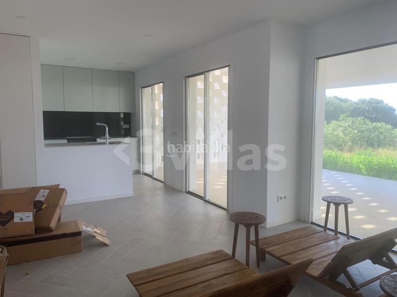 Foto a5c7e4fb-dce1-4b9d-b1f1-8b0a3ec1263c. Casa villa nueva construcción en Coves Noves en Coves Noves Es Mercadal