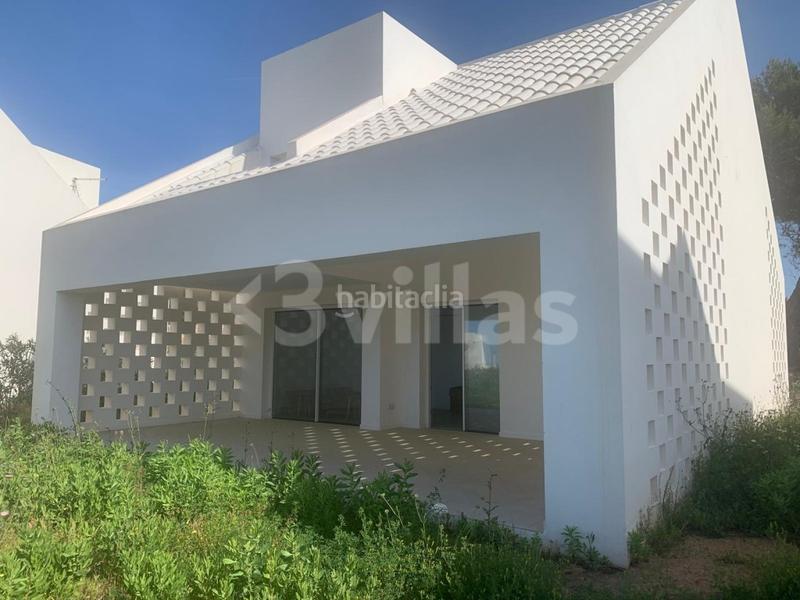Foto cb9831c1-8f49-46a4-9dcd-0a0af2552313. Casa villa nueva construcción en Coves Noves en Coves Noves Es Mercadal